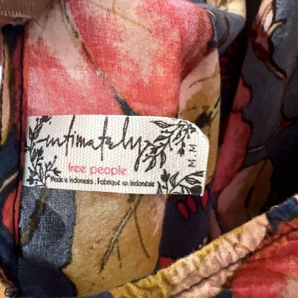 Sold  - Picture 7 of 9